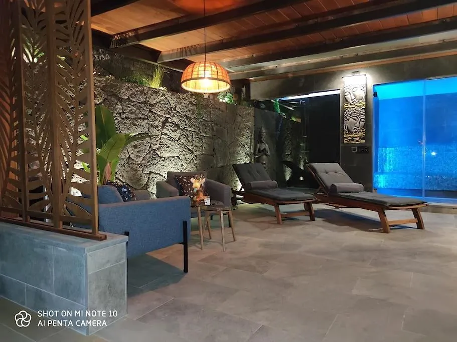 Spa House 2 Tias Apartment